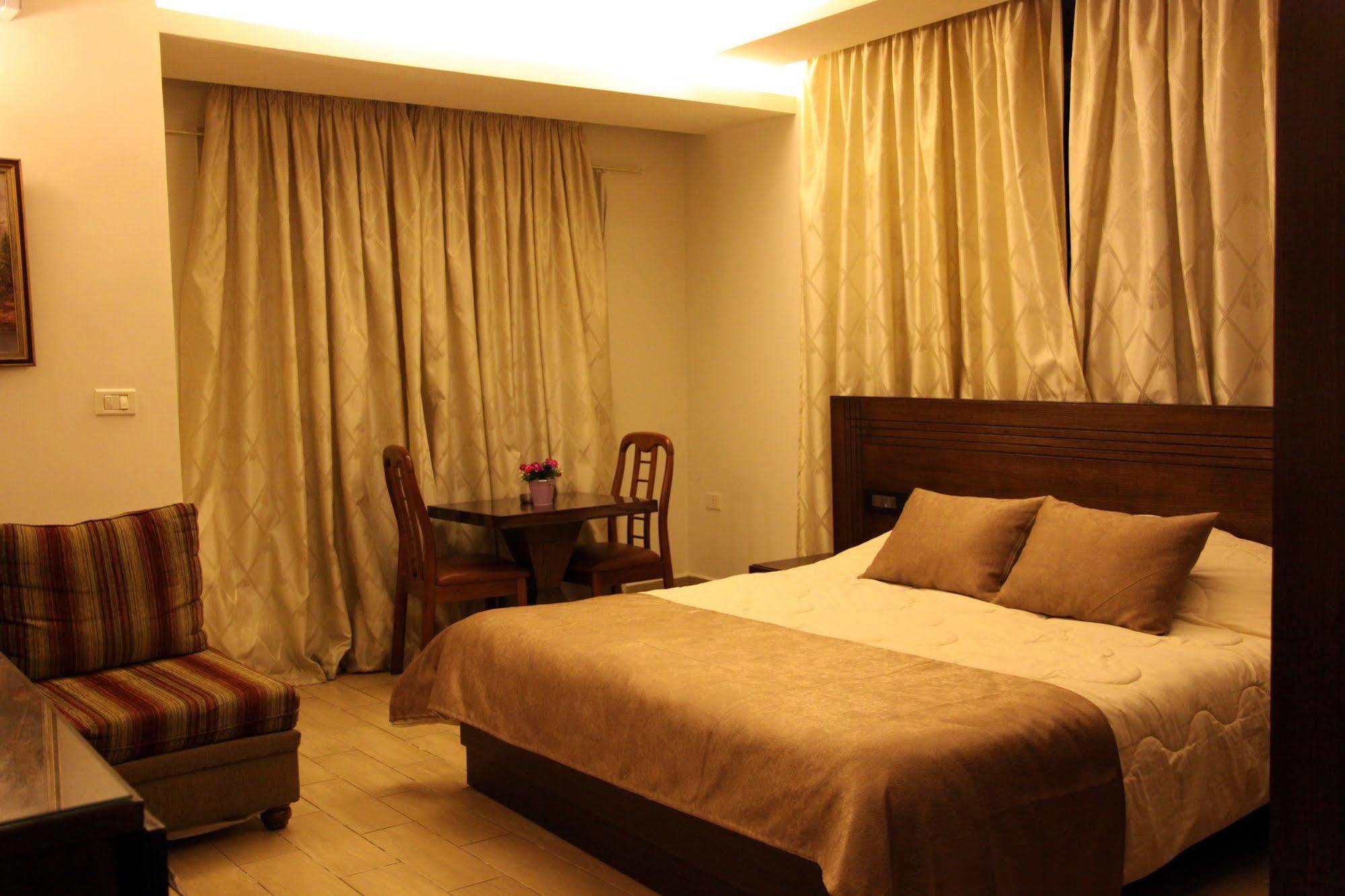 Lamedina Hotel&Resort Jounieh Esterno foto